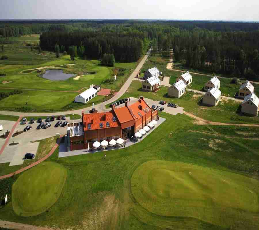 Sobienie Królewskie Golf & Country Club